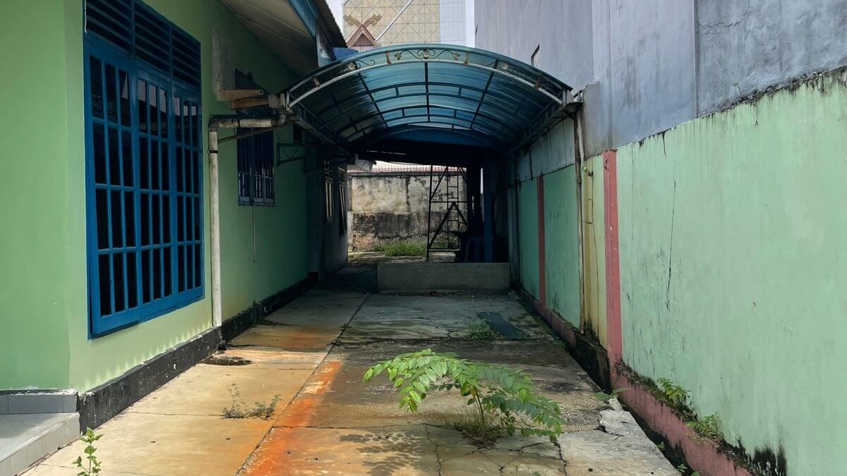 36051850-a48d-41e5-bdcb-766dffd2b38e