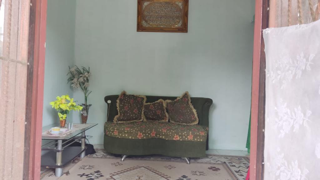 cb367995-477f-4459-a034-3193836516b5