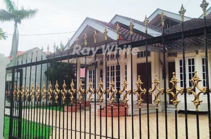 Dijual Rumah Besar Dan Terawat Daerah Sail