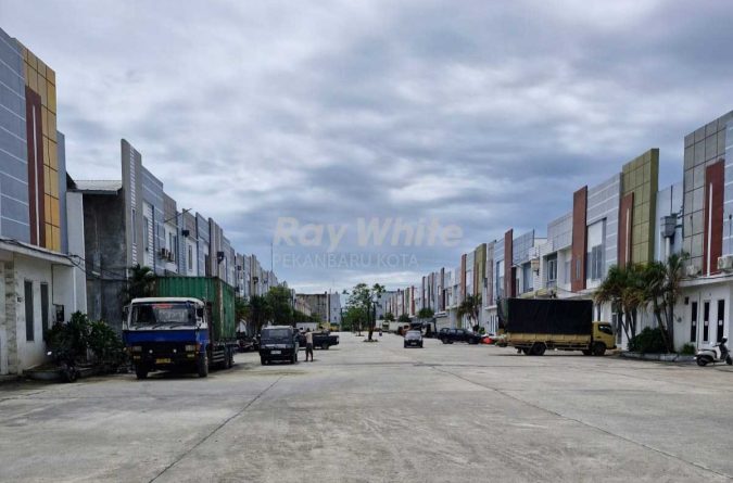 Dijual 1 Unit Gudang 3 in 1 di Garuda Sakti