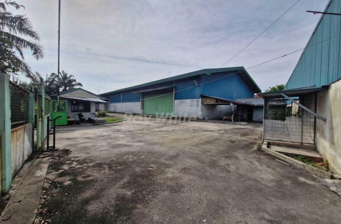 Disewakan Gudang Dan Tanah Lokasi Strategis Jl. SM. Amin Dekat Pusat Kota Pekanbaru