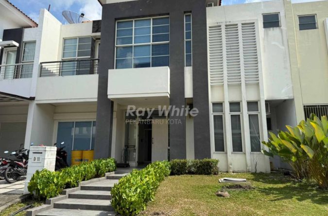 Dijual Cepat Rumah Mewah Cluster 24 Jam