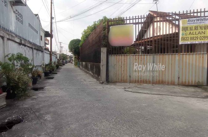 Dijual Rumah di Jalan Pangeran Hidayat, Pekanbaru